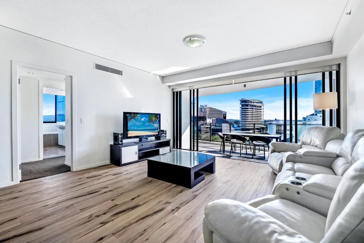 มันตรา เซียร์รา แกรนด์ บรอดบีช Aparthotel โกลด์โคสต์ ภายนอก รูปภาพ