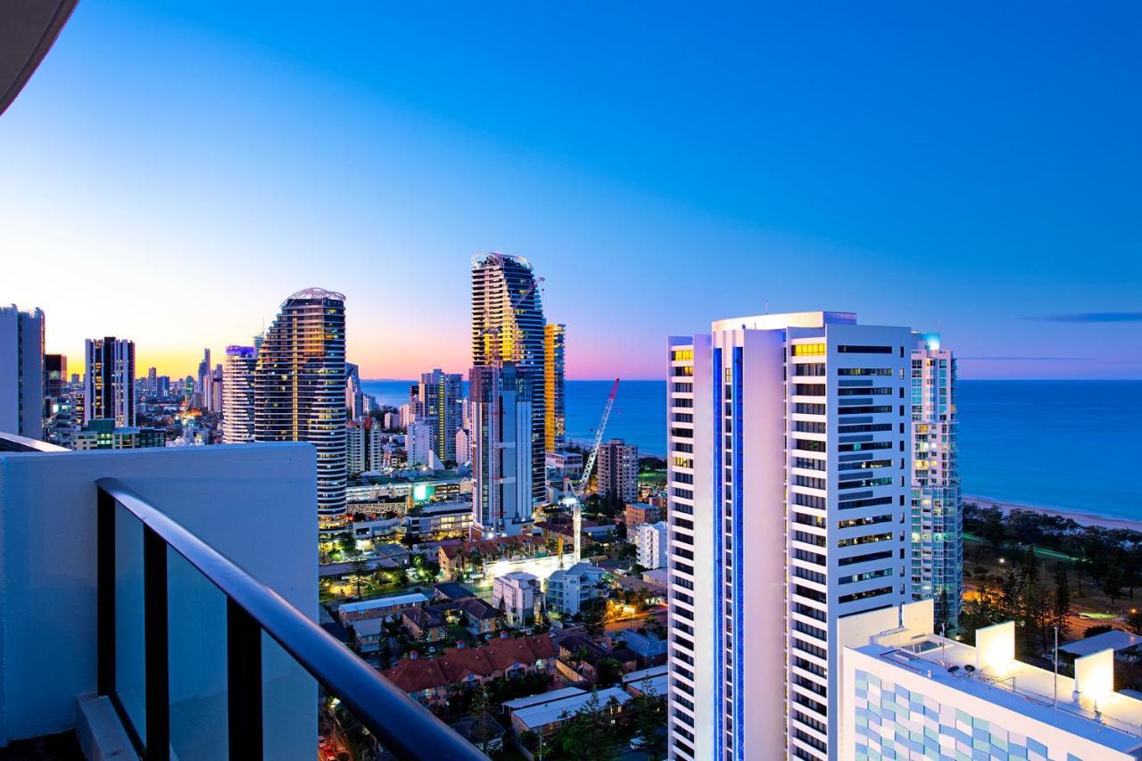 มันตรา เซียร์รา แกรนด์ บรอดบีช Aparthotel โกลด์โคสต์ ภายนอก รูปภาพ