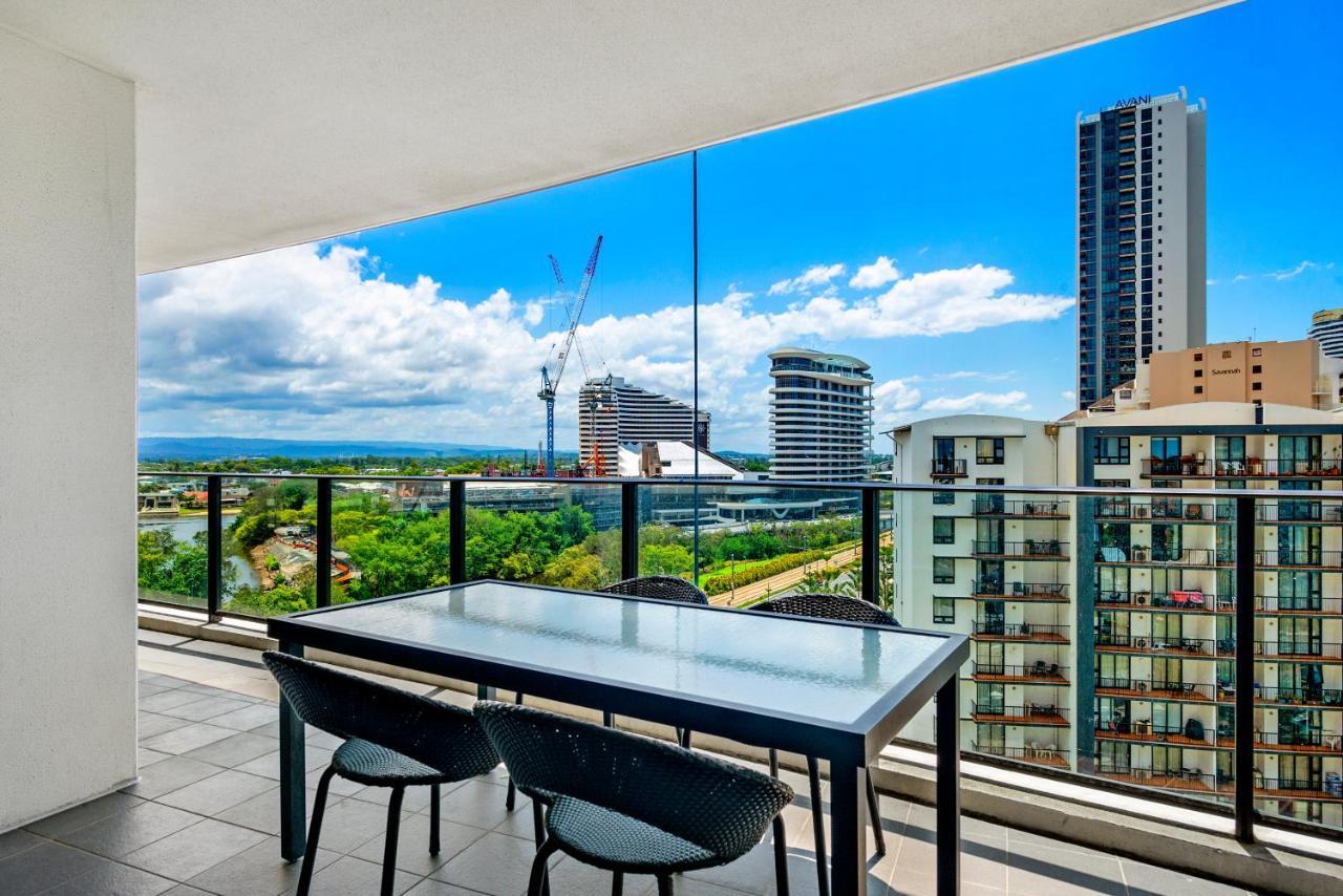 มันตรา เซียร์รา แกรนด์ บรอดบีช Aparthotel โกลด์โคสต์ ภายนอก รูปภาพ